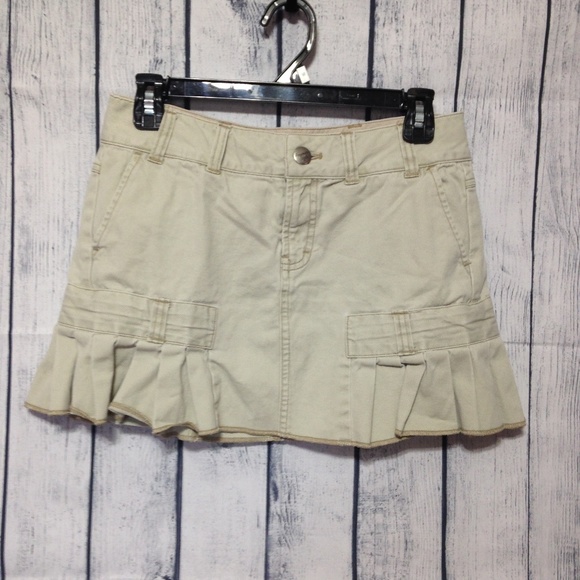 American Eagle Outfitters Dresses & Skirts - American Eagle Mini Skirt 4 Khaki